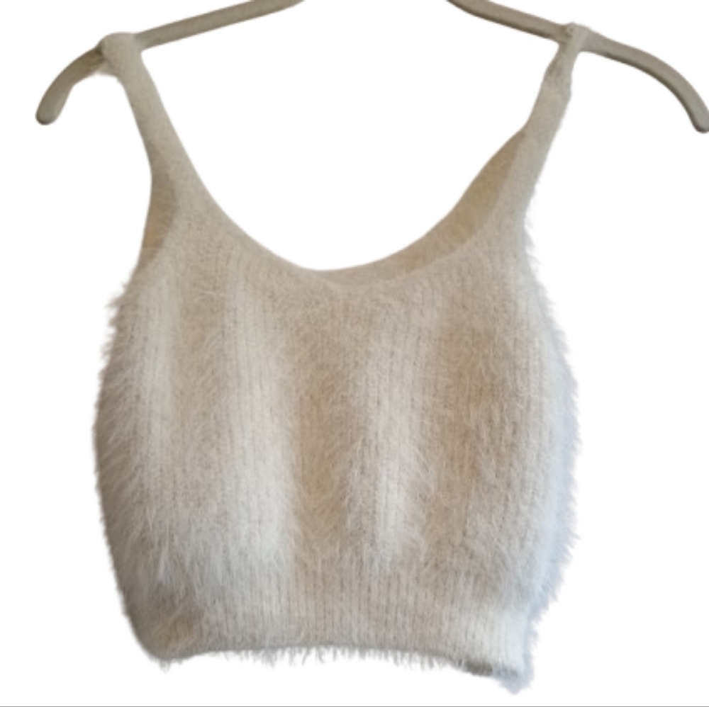 Spray Premium White Fuzzy Knit Cropped Tank Top Nylon Hand Wash Women’s Small